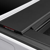 Roll-N-Lock 2020 Jeep Gladiator 5ft bed (w/ Trail Rail System) M-Series Retractable Tonneau Cover