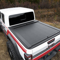 Roll-N-Lock 2020 Jeep Gladiator 5ft bed (w/ Trail Rail System) M-Series Retractable Tonneau Cover